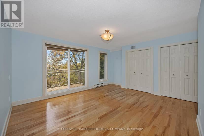 122D - 250 Fountain Place — photo 17 of 40