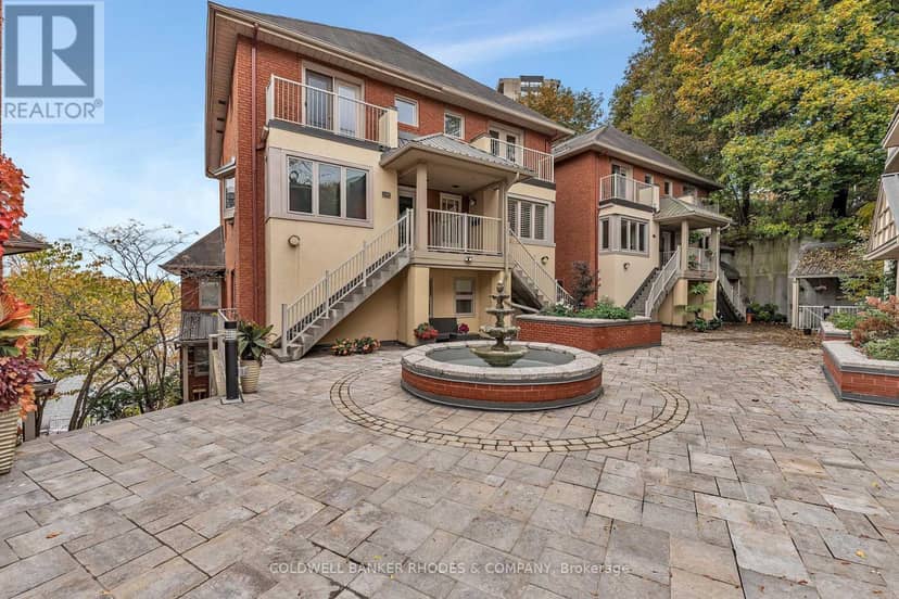 122D - 250 Fountain Place — photo 32 of 40