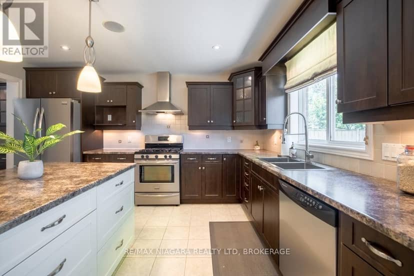 374 Pelham Road — photo 16 of 40