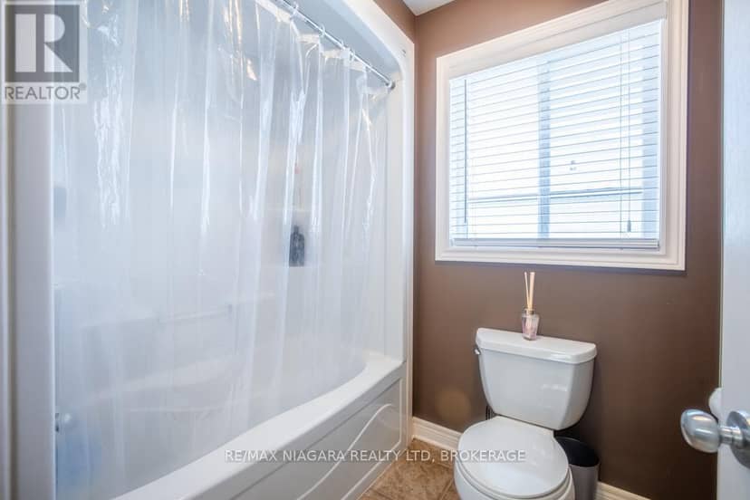374 Pelham Road — photo 27 of 40