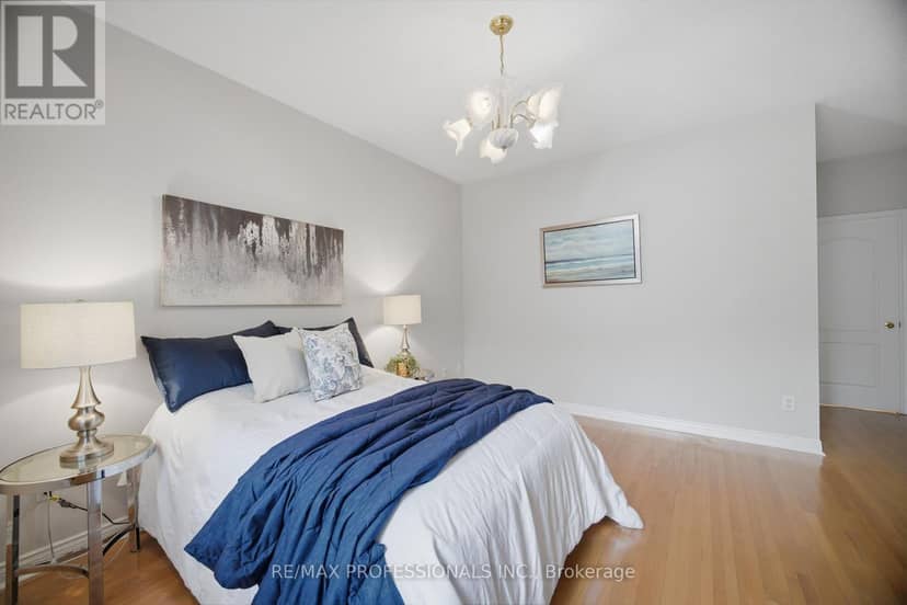 8 Piper Court — photo 21 of 40