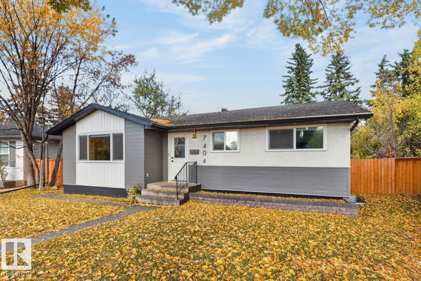 7404 92 AV NW, Edmonton, photo 2