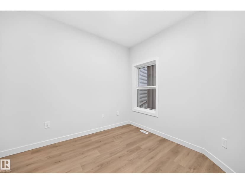 8603 224 ST NW — photo 19 of 40