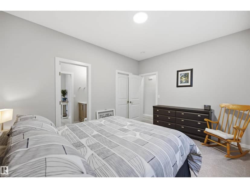168 Larch Cr — photo 20 of 40
