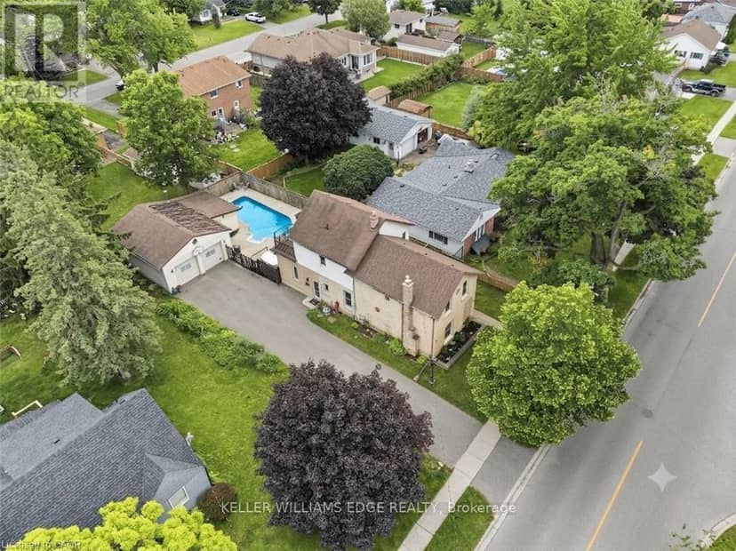 32 Clench Avenue — photo 33 of 38