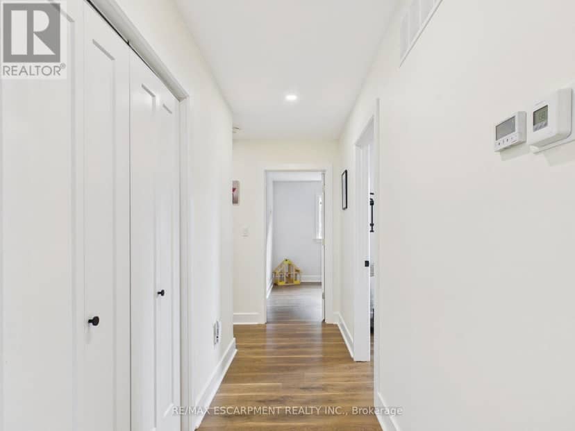 400 Raymond Road — photo 17 of 37