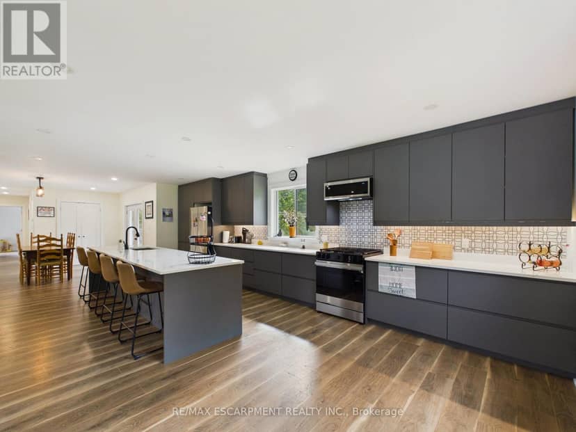 400 Raymond Road — photo 9 of 37