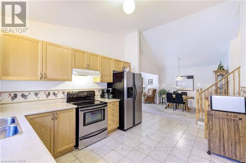 78 Sulmona Drive — photo 10 of 28
