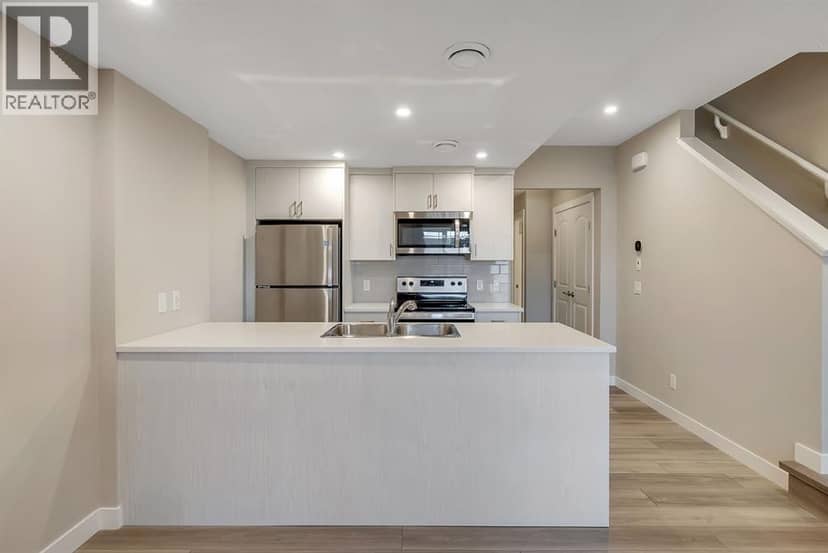 164 Rowmont Boulevard NW — photo 34 of 40