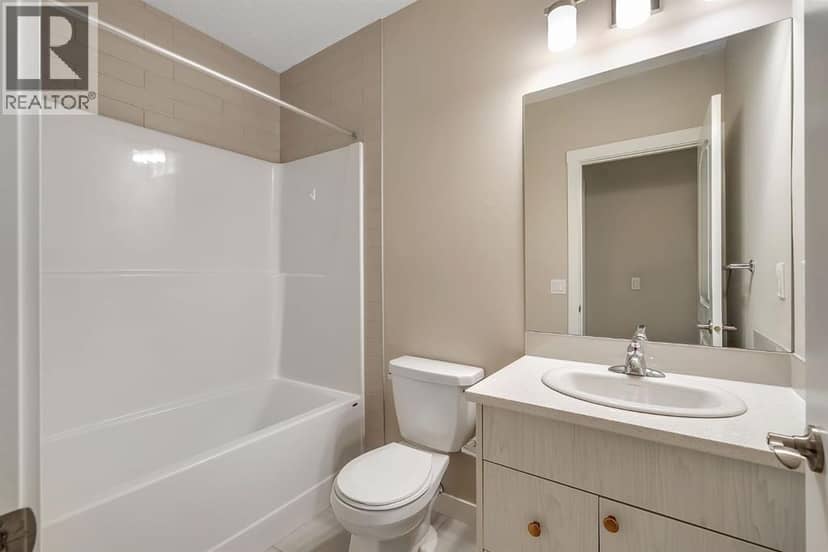 164 Rowmont Boulevard NW — photo 39 of 40