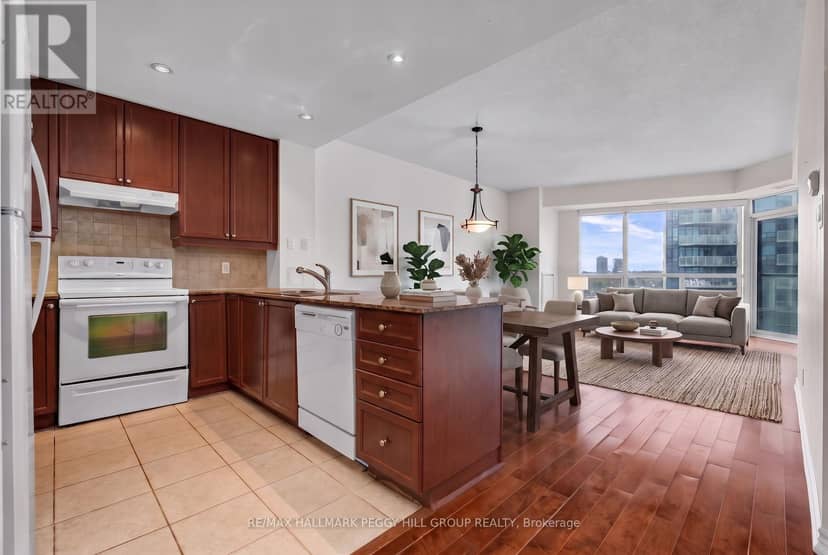 1303 - 37 Ellen Street — photo 5 of 15