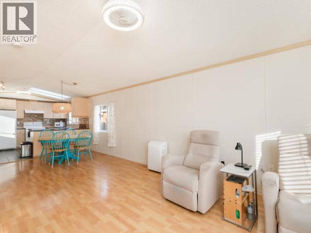 225-989 Range Road — photo 11 of 29