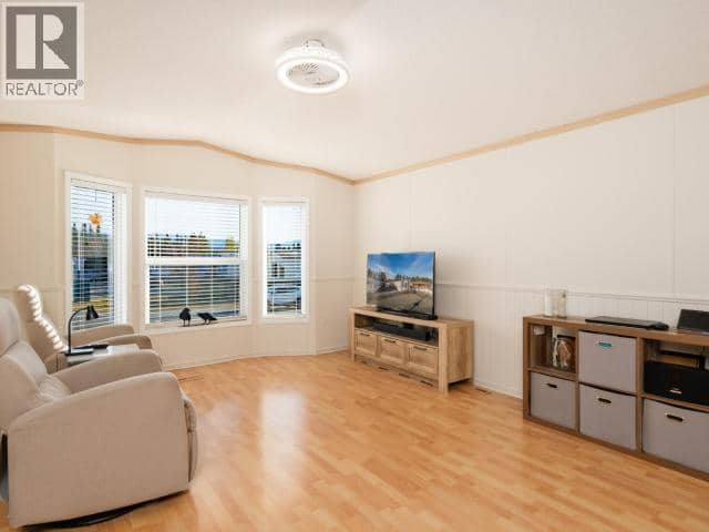 225-989 Range Road — photo 12 of 29