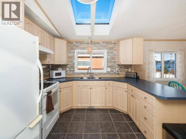 225-989 Range Road, Whitehorse, photo 5
