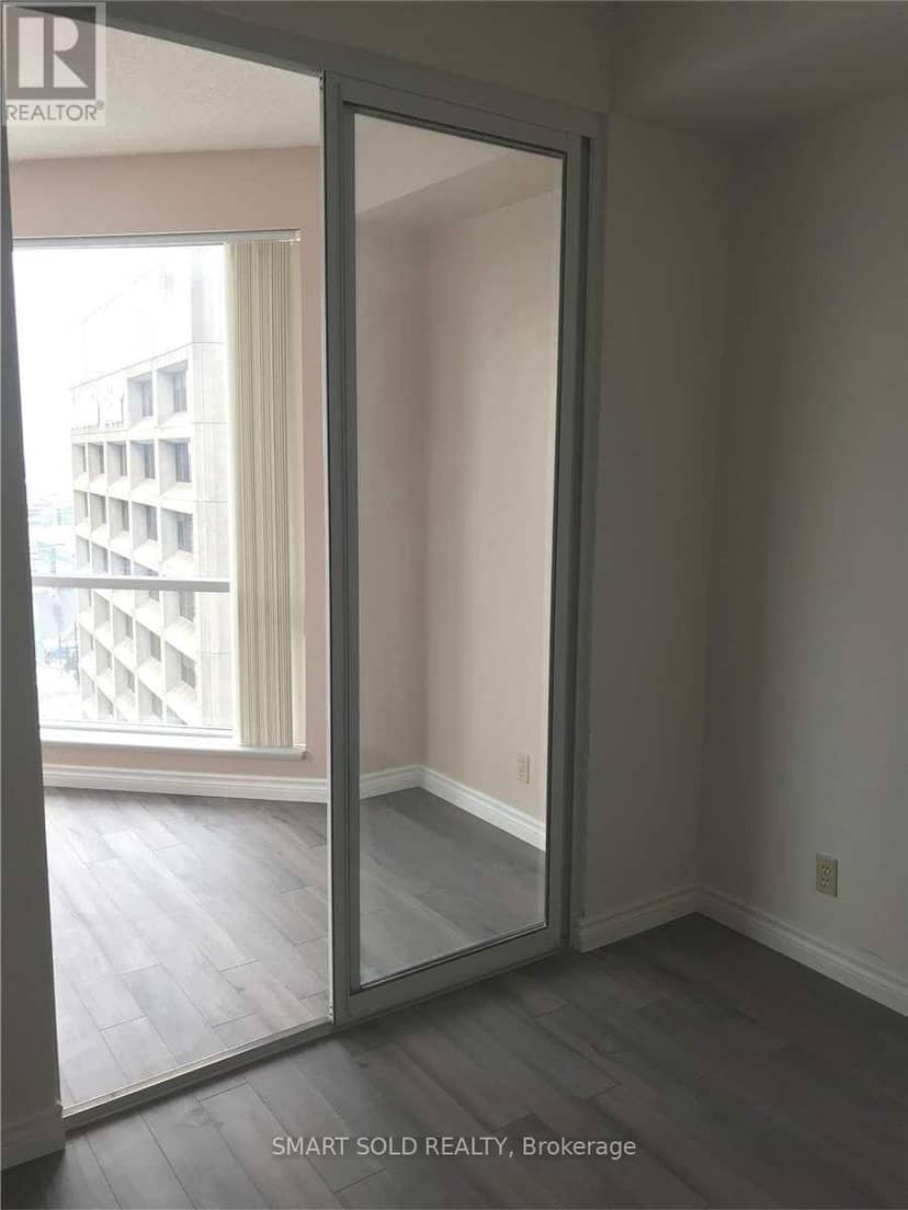 3410 - 10 Yonge Street — photo 11 of 20