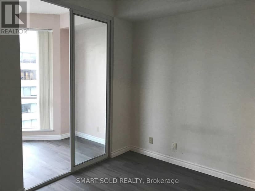 3410 - 10 Yonge Street — photo 12 of 20