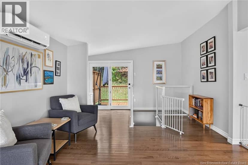 22 MacLean Road — photo 13 of 40