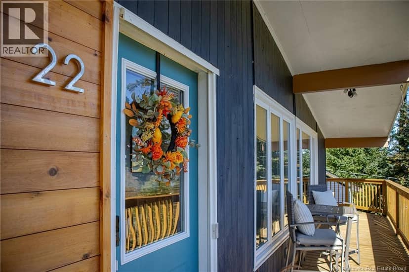 22 MacLean Road — photo 5 of 40