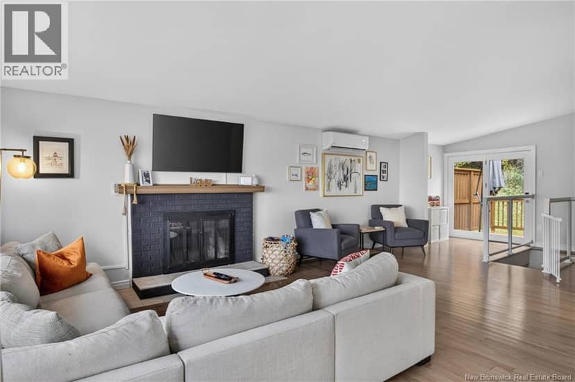 22 MacLean Road — photo 9 of 40