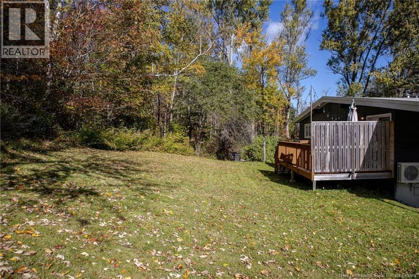 22 MacLean Road — photo 3 of 40