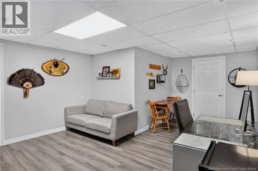 22 MacLean Road — photo 28 of 40
