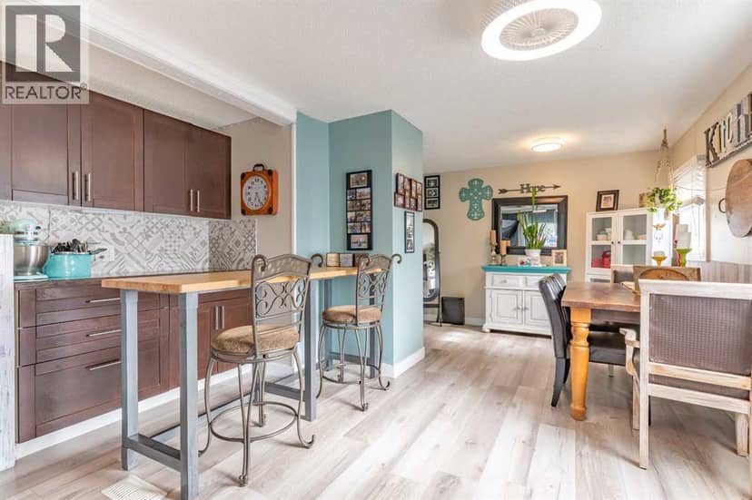 247 Fleet Street SW, Medicine Hat, photo 8