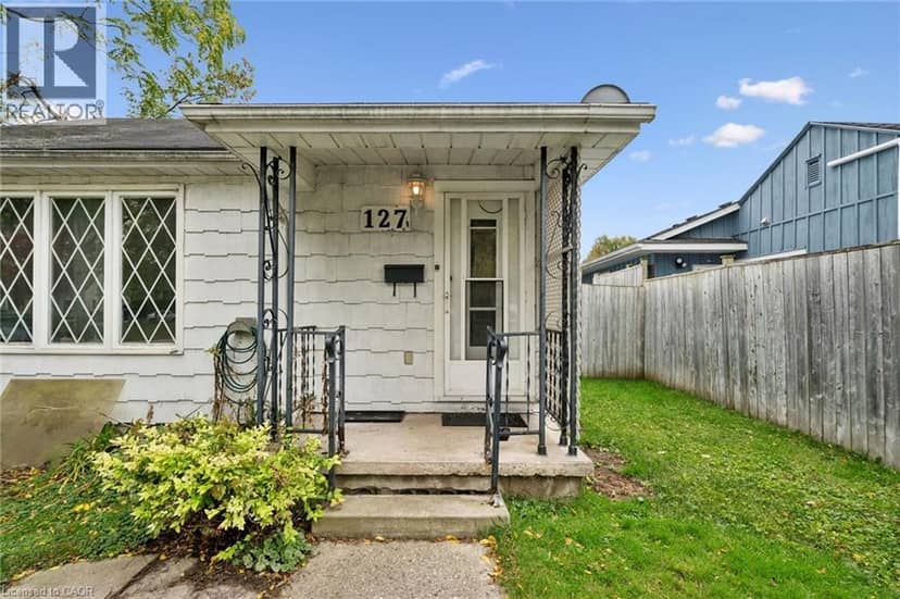 127 SPADINA Road E — photo 22 of 27
