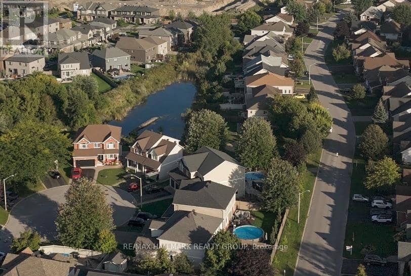 95 Lloydalex Crescent, Ottawa, photo 4