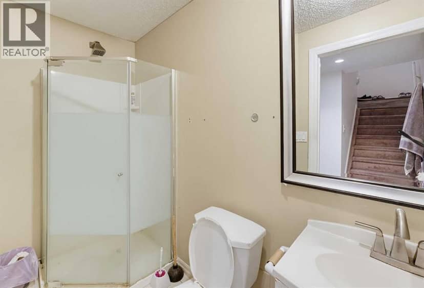 32 Los Alamos Crescent NE — photo 16 of 31