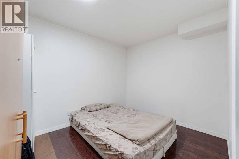 32 Los Alamos Crescent NE — photo 19 of 31