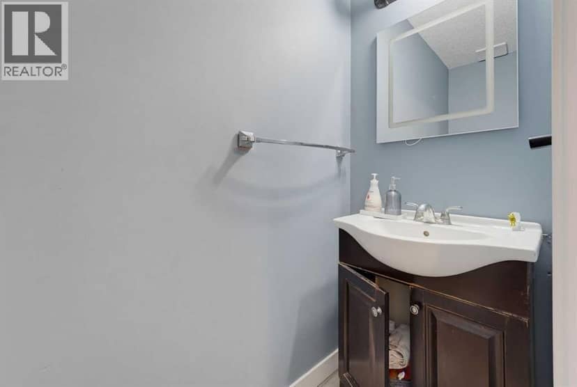 32 Los Alamos Crescent NE — photo 21 of 31