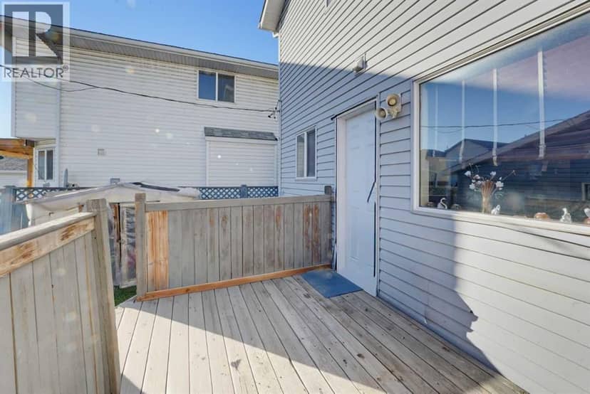 32 Los Alamos Crescent NE — photo 26 of 31