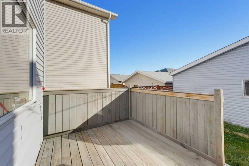 32 Los Alamos Crescent NE — photo 27 of 31