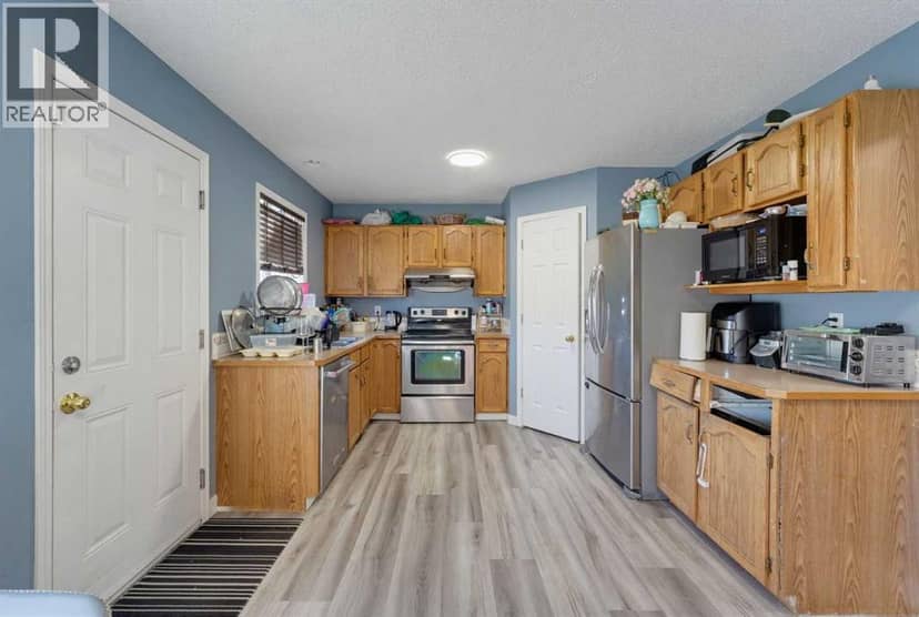 32 Los Alamos Crescent NE — photo 9 of 31