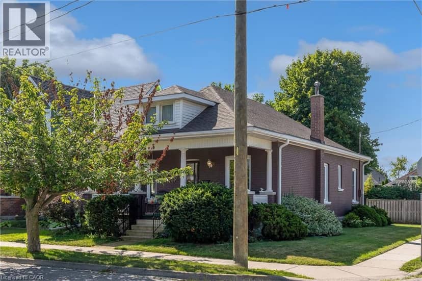 50 STRATHCONA Avenue, Brantford, photo 2