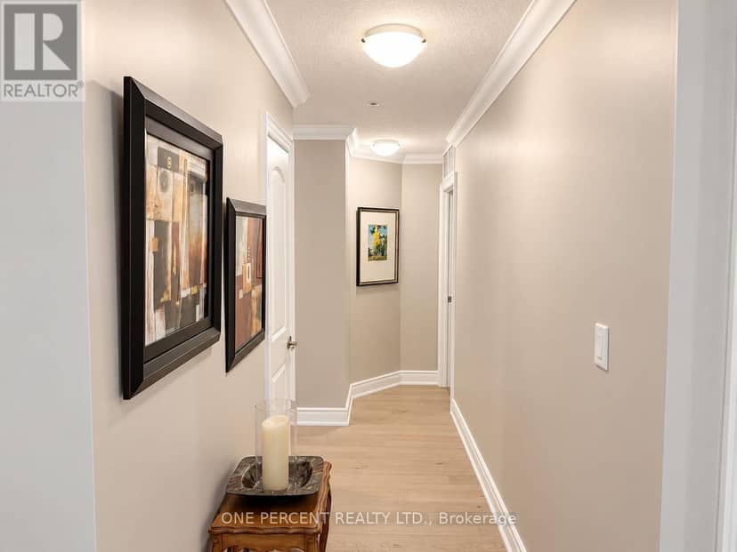 113 - 10 B Kimberley Avenue — photo 18 of 40