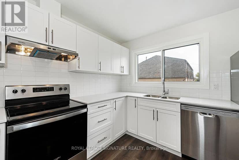 3 - 20 Anna Capri Drive — photo 15 of 34