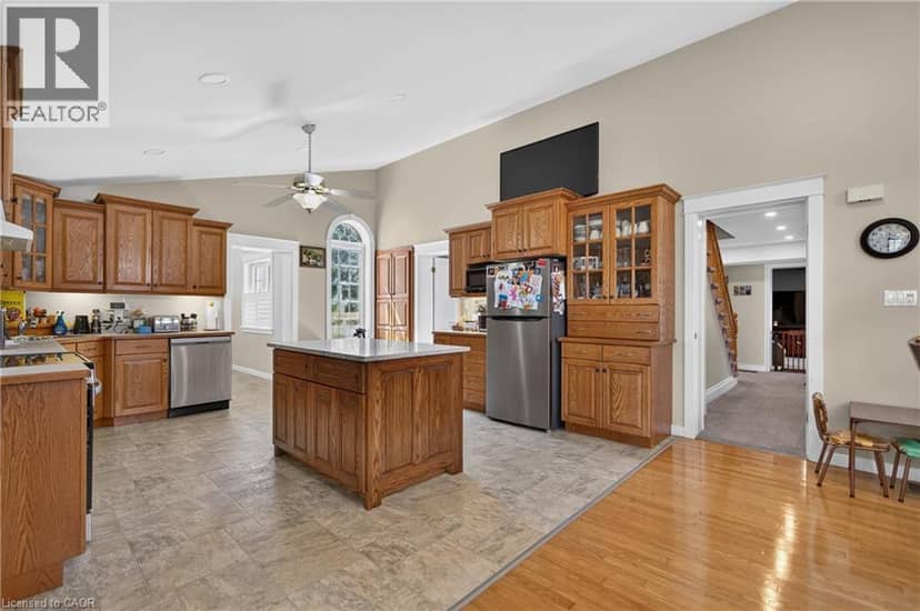 Listing 29961346 — photo 28 of 40