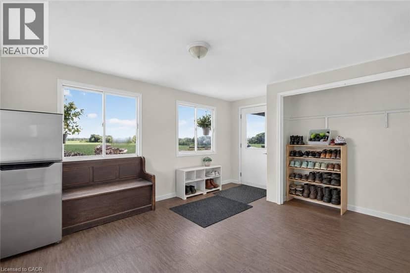 Listing 29961346 — photo 23 of 40