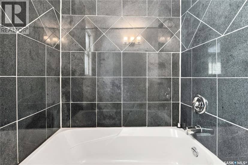 1336 Princess STREET — photo 23 of 40