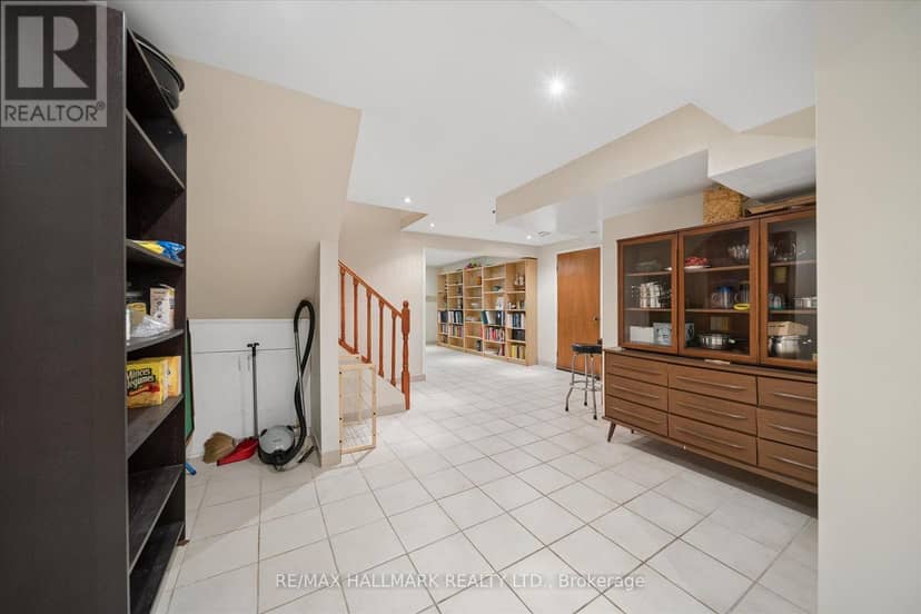16 Ascolda Boulevard — photo 31 of 40