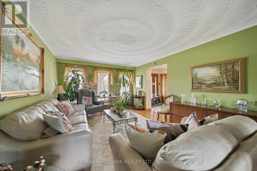 16 Ascolda Boulevard, Toronto, photo 8