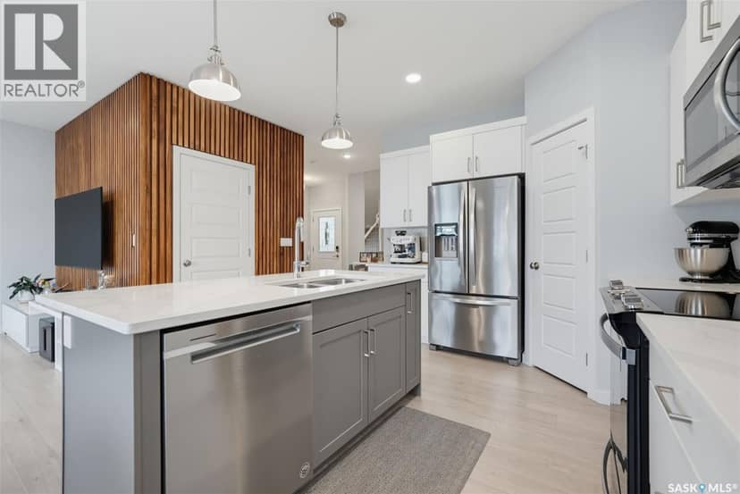 574 McFaull CRESCENT — photo 8 of 40