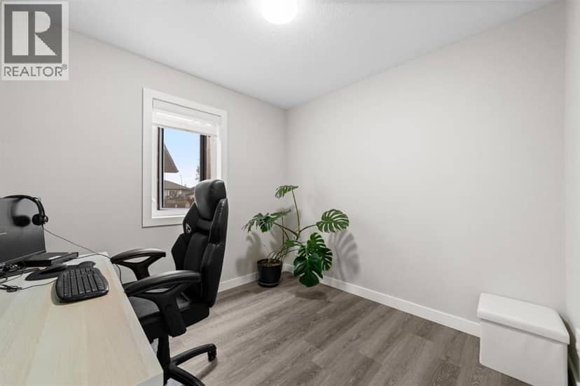 4408B 73 Street — photo 12 of 23