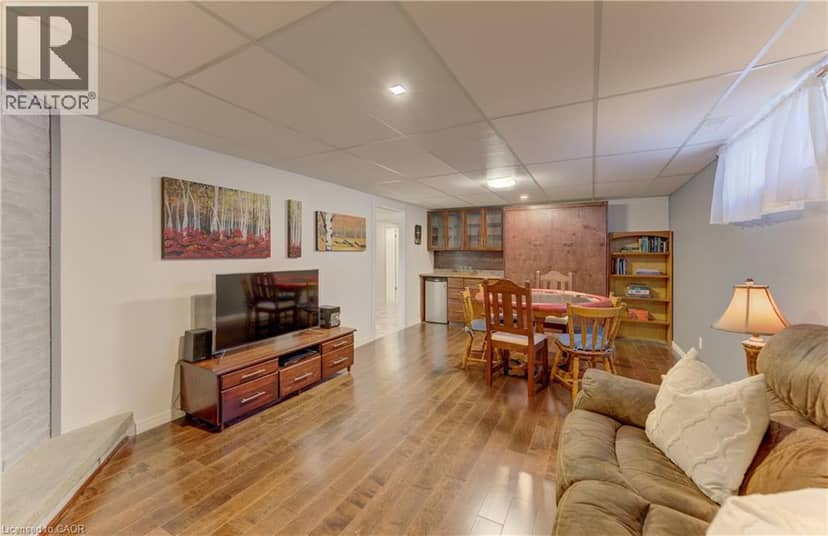 422 GRANGEWOOD Drive — photo 33 of 40