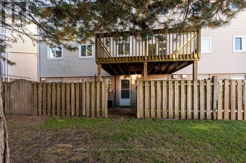 16 - 320 Westminister Avenue — photo 37 of 40