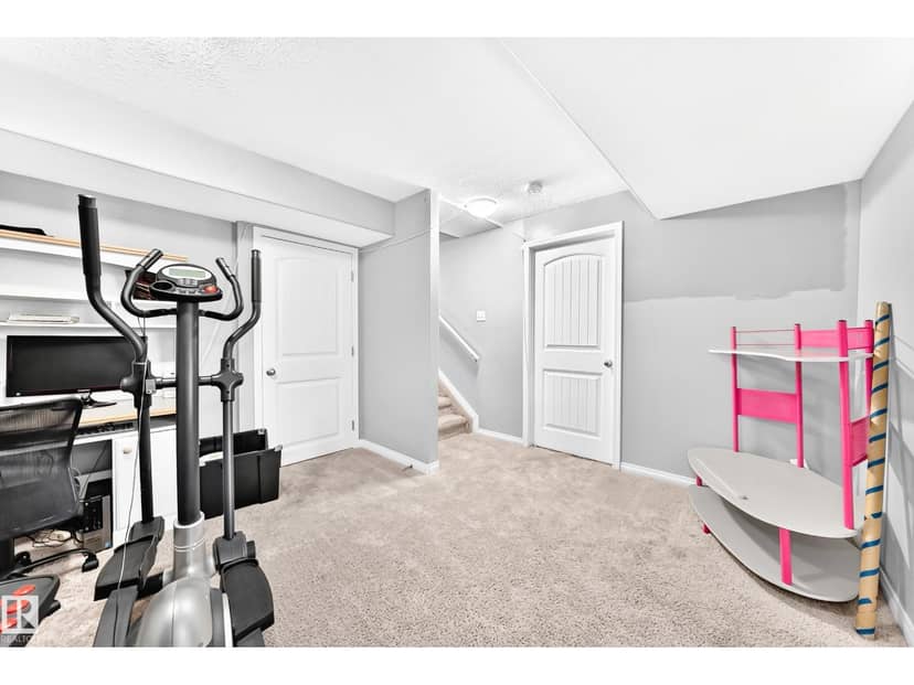 21211 59 AV NW — photo 38 of 40