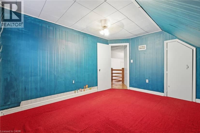 549 WEBER Street E — photo 20 of 33