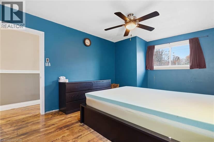 549 WEBER Street E — photo 13 of 33