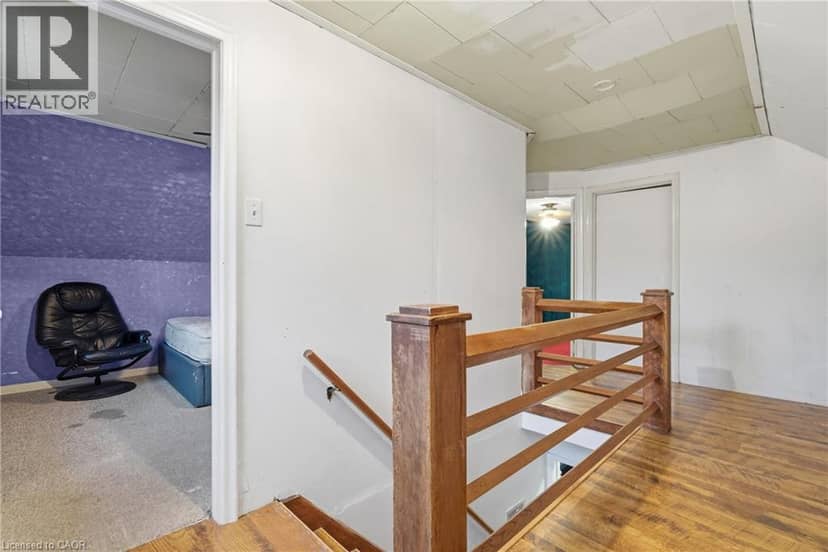 549 WEBER Street E — photo 18 of 33